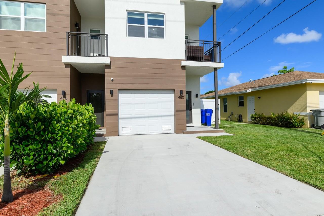 460 Nw 27th Ave - Photo 3 of 46