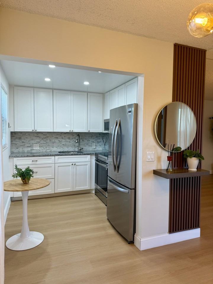402 Brighton J - Photo 2 of 35