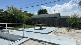 913 N B St - Photo 1 of 1