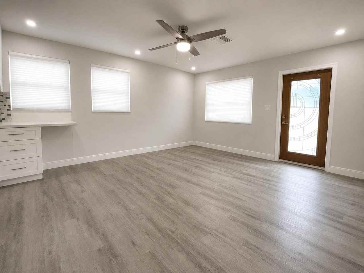 1904 Sw 11th Ct #1 - Photo 4 of 9