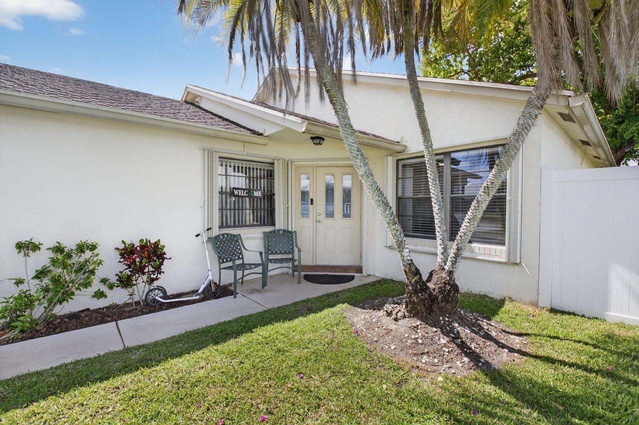 19881 Villa Medici Pl - Photo 4 of 37
