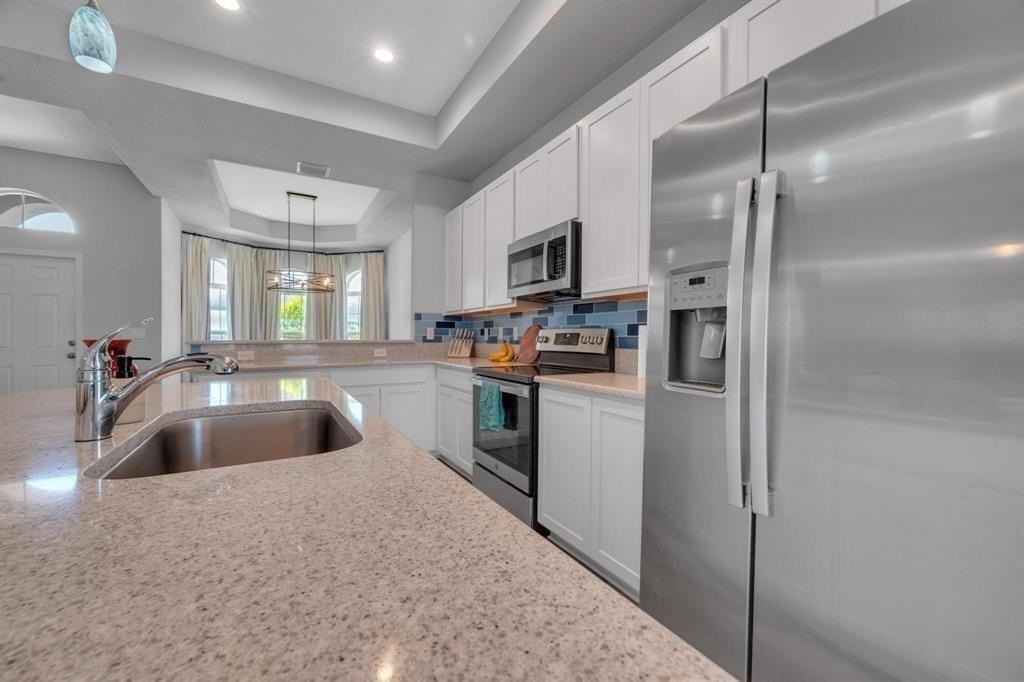 408 Seafoam Cir - Photo 4 of 26