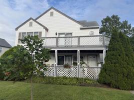 featured image of 33 Lighthouse Dr #2ndFL