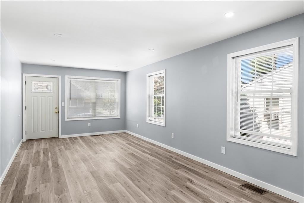119 Bowdoin St #1 - Photo 4 of 17