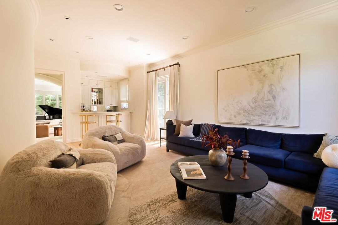 166 N Mccadden Pl - Photo 7 of 8