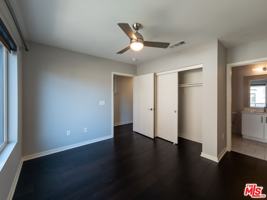 featured image of 2926 Rowena Ave #2