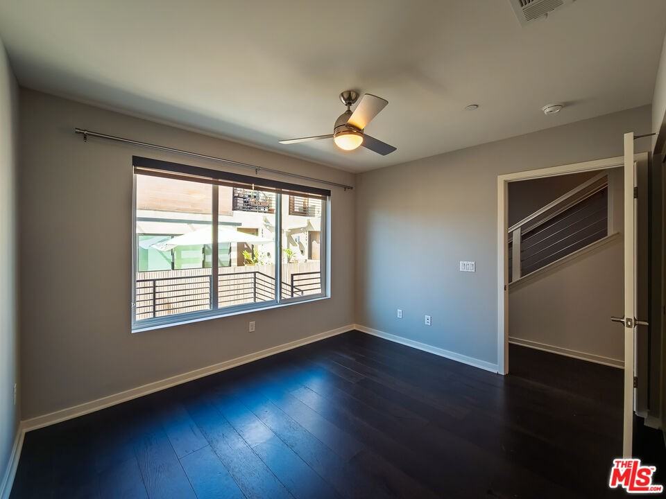 2926 Rowena Ave #2 - Photo 7 of 8