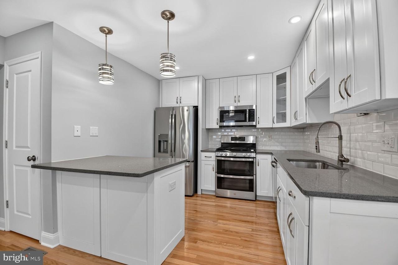 3101 Chestnut St Ne - Photo 2 of 20