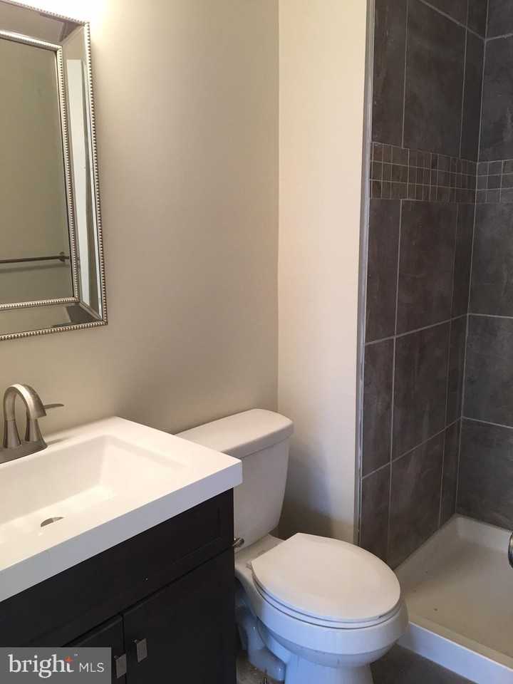 16049 Dorset Rd - Photo 7 of 8