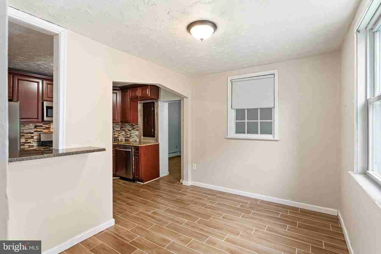 220 Williams Rd - Photo 6 of 17