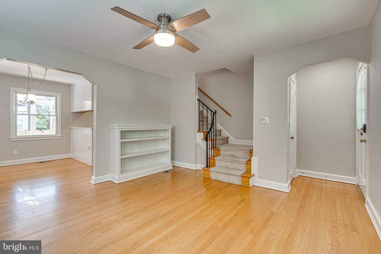 425 E Luray Ave - Photo 3 of 31