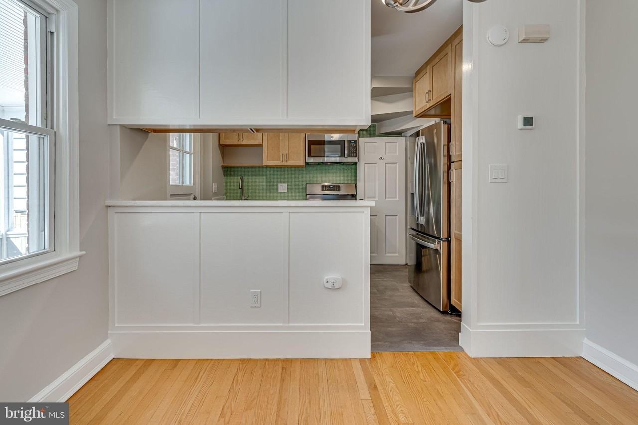 425 E Luray Ave - Photo 7 of 31