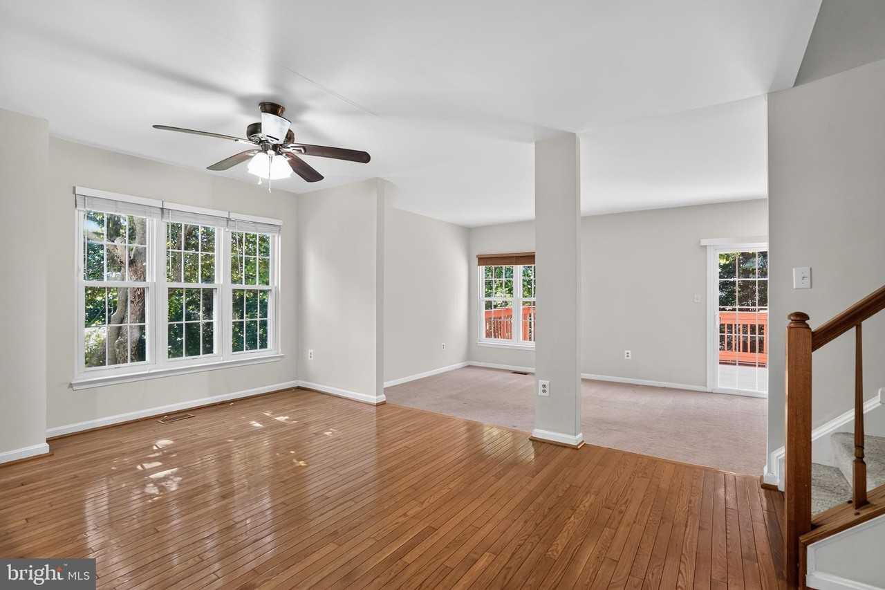 5926 Gunther Ct - Photo 5 of 33