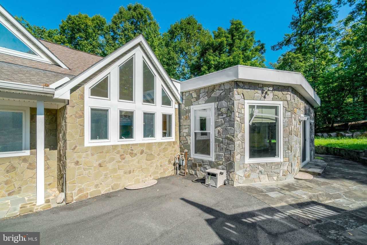 3714 Hummer Rd - Photo 2 of 50