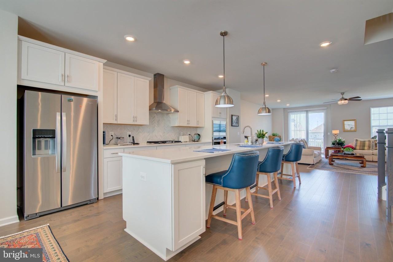 42932 Running Creek Sq - Photo 3 of 50