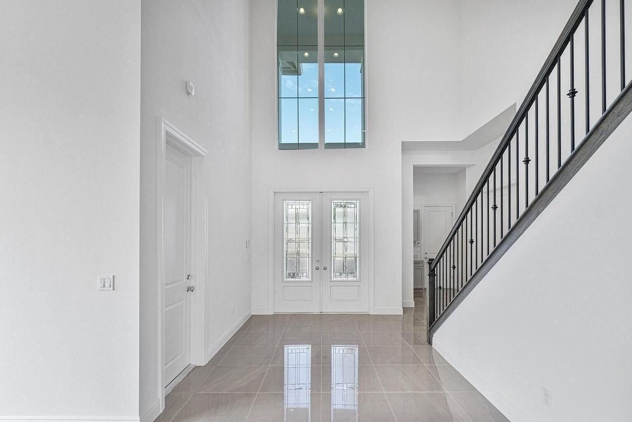 4202 Mendel Ln - Photo 4 of 42