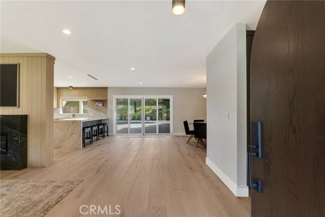 19160 Olympia St - Photo 3 of 6