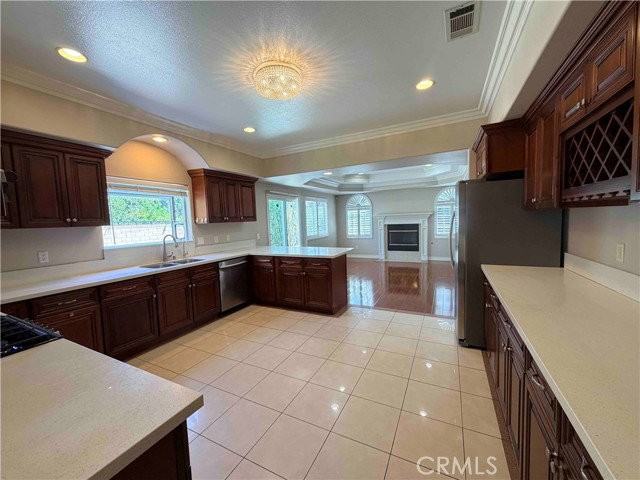 5618 Encinita Ave - Photo 6 of 8