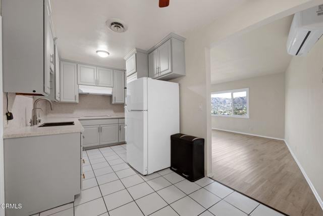 1537 Silverwood Dr - Photo 5 of 8