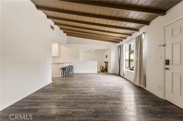 16601 Valerio St - Photo 7 of 8