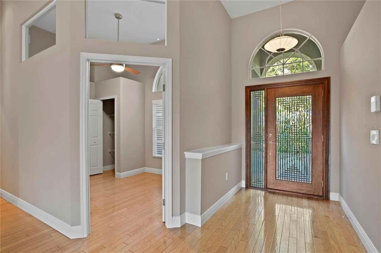 10750 Ayrshire Dr - Photo 7 of 41