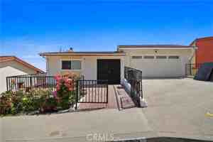 featured image of 4217 Mesa St