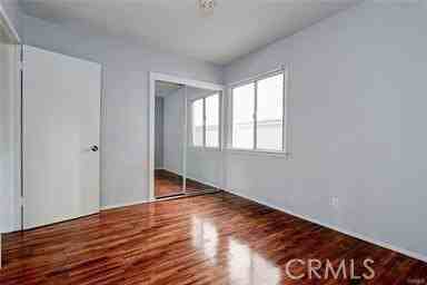 1027 Avenue C - Photo 5 of 6