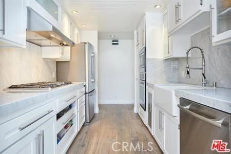 1740 Malcolm Ave #201 - Photo 3 of 8
