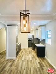 304 W Hillcrest Blvd - Photo 3 of 8