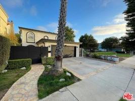 featured image of 7842 W 79th St