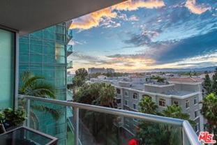 13700 Marina Pointe Dr #610 - Photo 1 of 1
