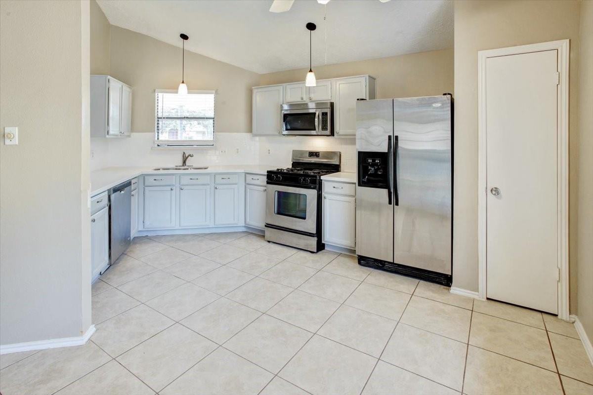 21506 Bluebonnet Meadow Ln - Photo 5 of 18