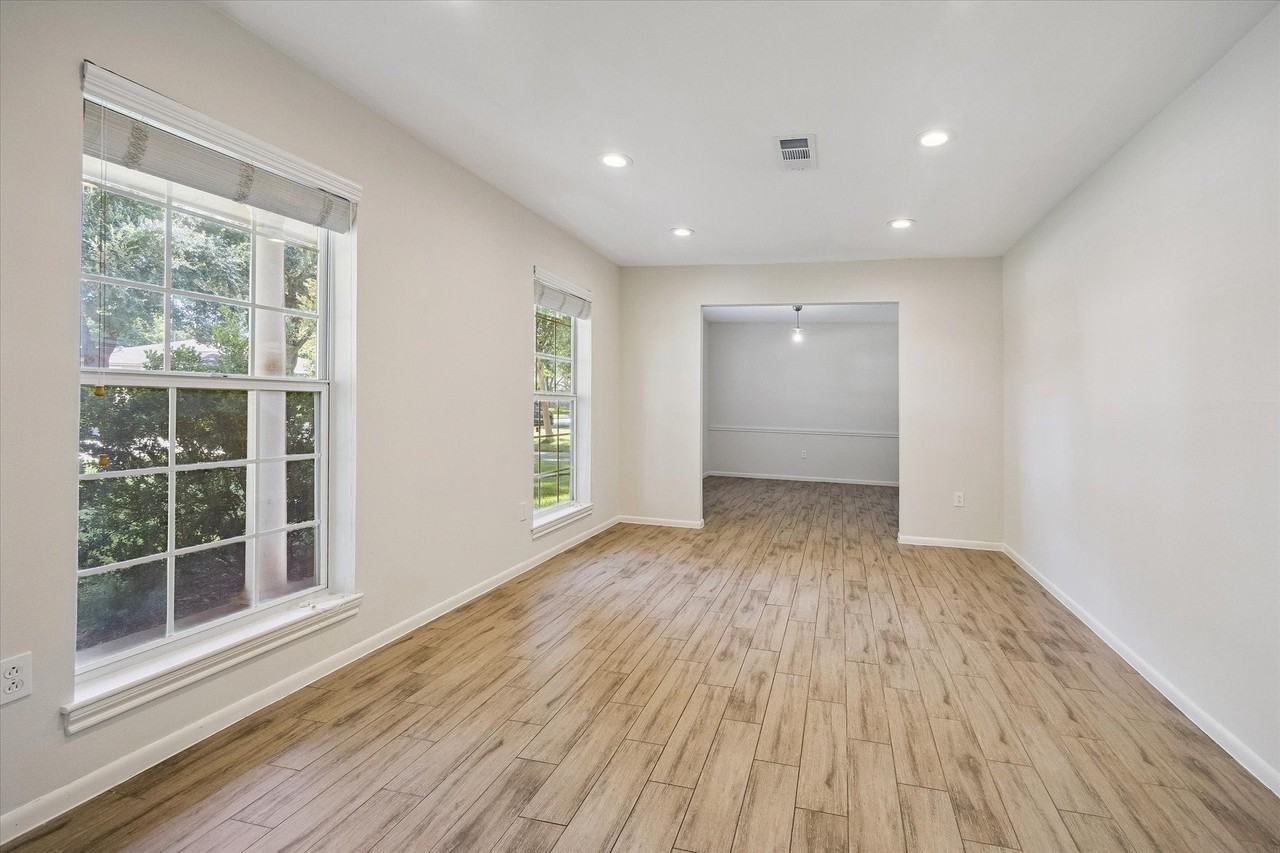 5942 Portal Dr - Photo 3 of 19