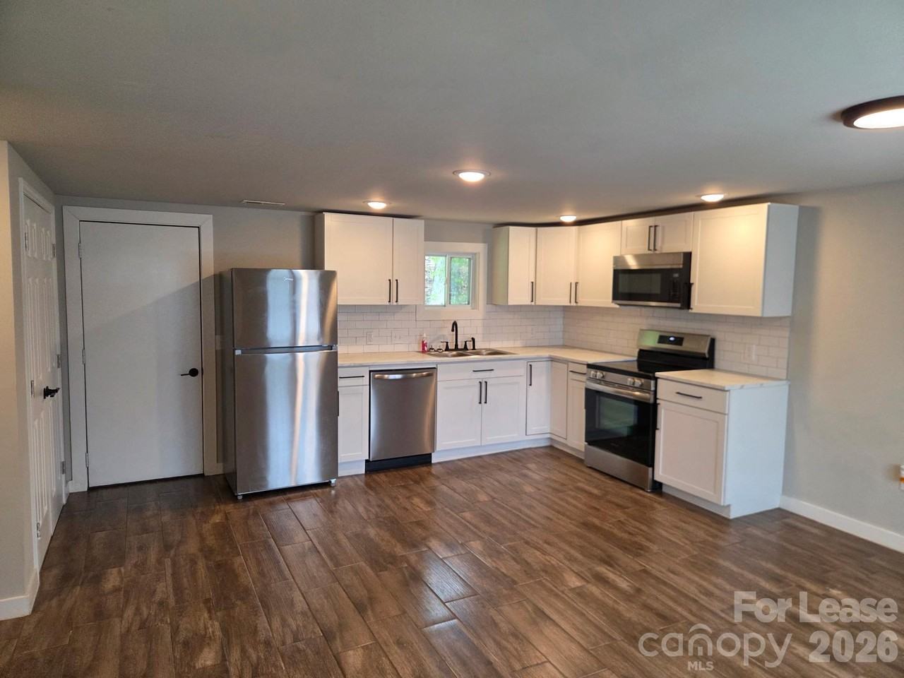 23 S Mickley Ave - Photo 5 of 22