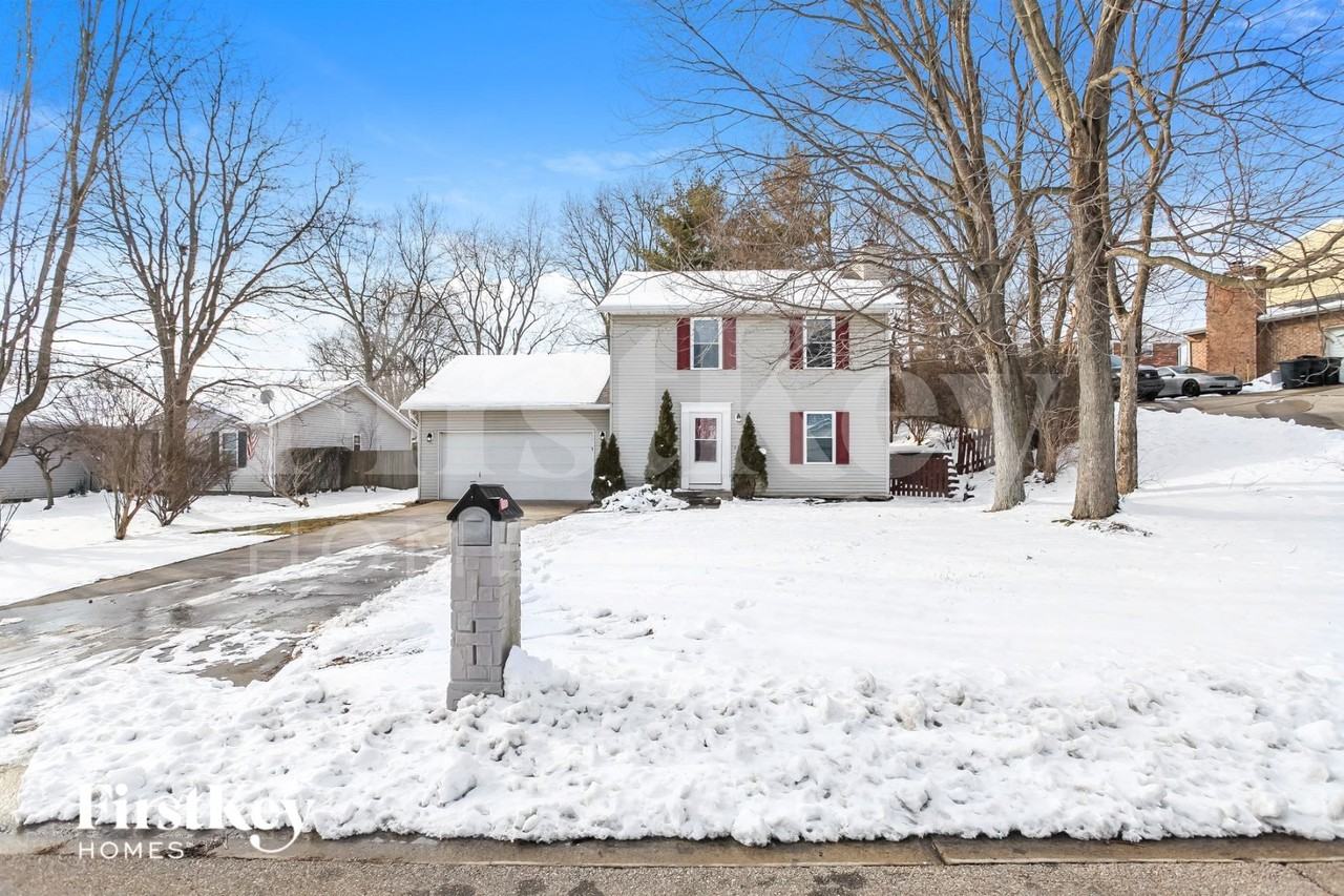 215 Rachel Ln