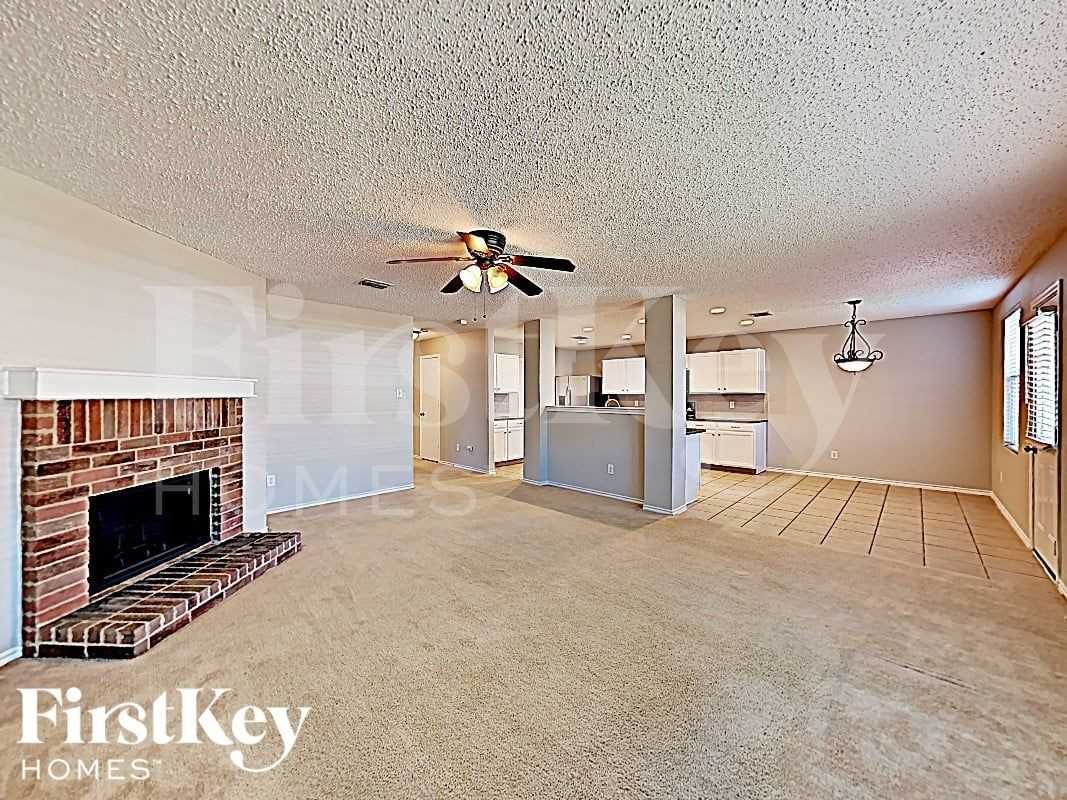 6113 Highfield Park - Photo 6 of 17