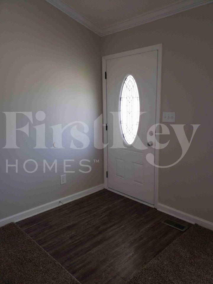 4001 Mackinac Island Ln - Photo 2 of 23
