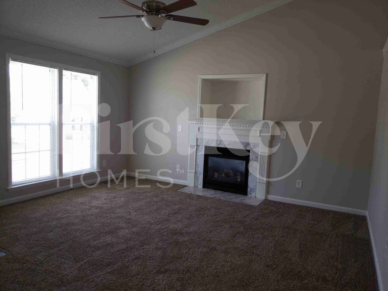 4001 Mackinac Island Ln - Photo 3 of 23