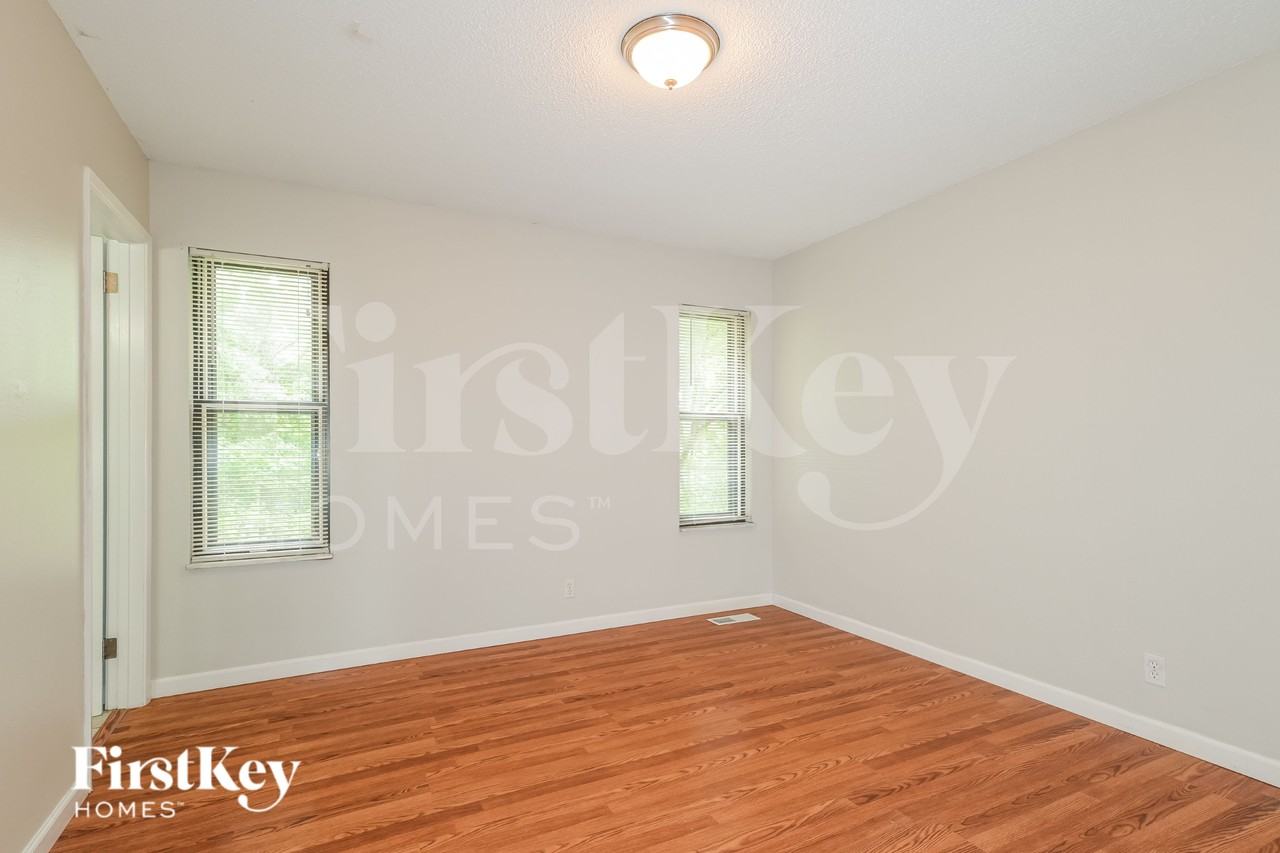 357 Pegasus Dr - Photo 7 of 16
