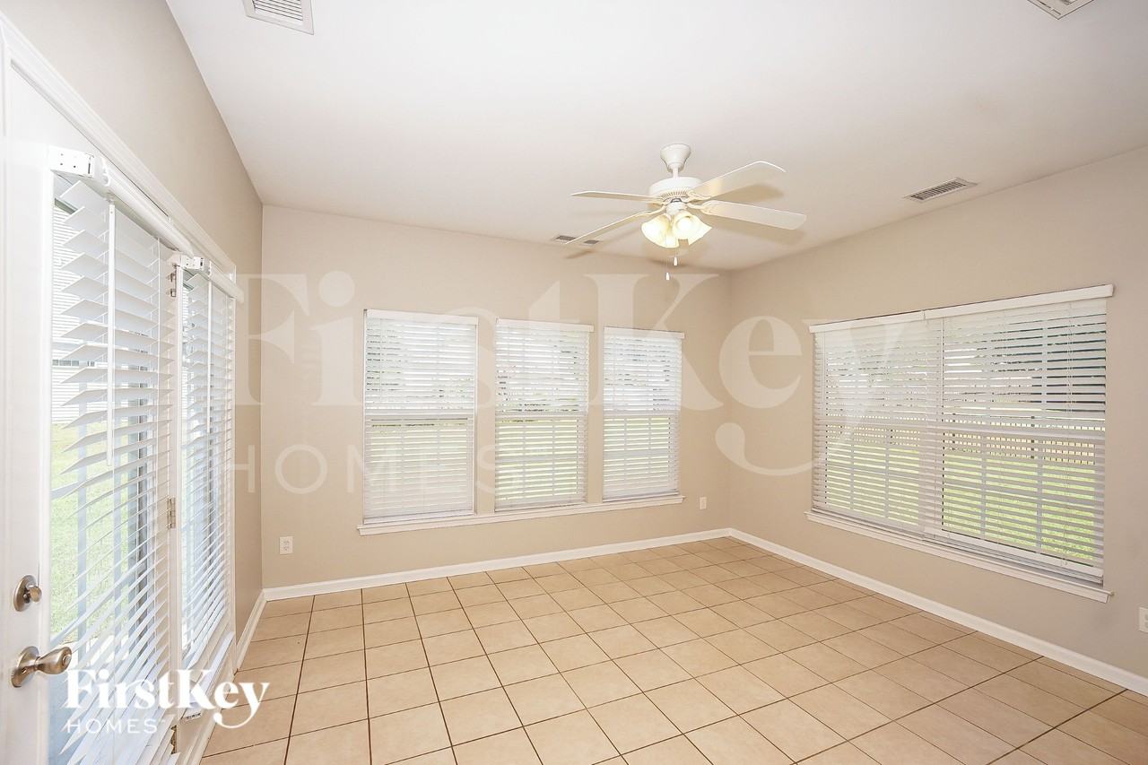 126 Center Point Dr - Photo 6 of 16