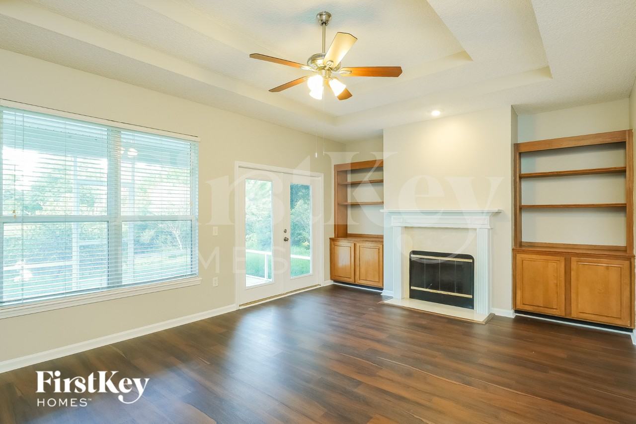 723 Candlebark Dr - Photo 6 of 16