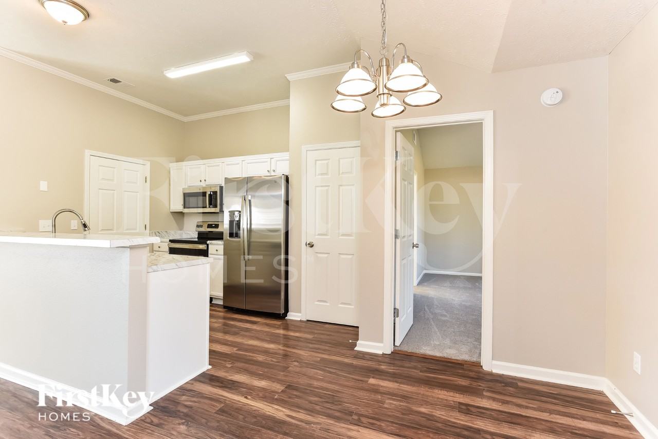 892 Lavergne Ln - Photo 6 of 15