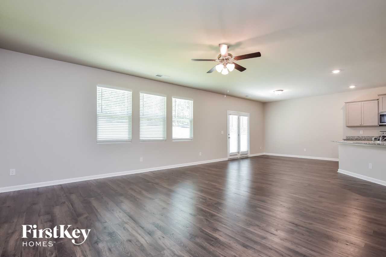 3521 Lilly Brook Dr - Photo 4 of 15