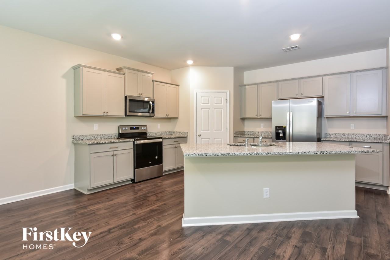 3521 Lilly Brook Dr - Photo 6 of 15