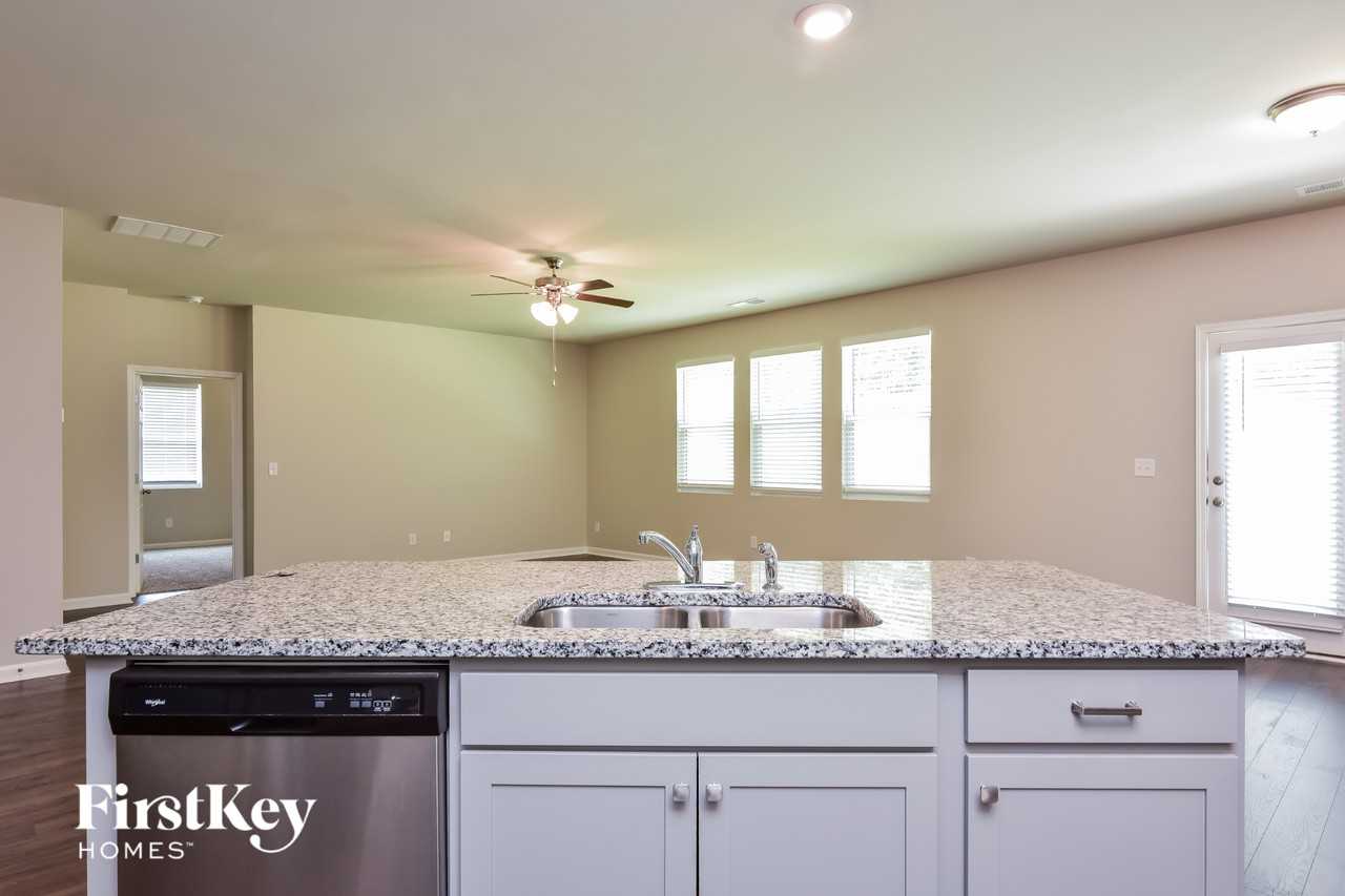 3521 Lilly Brook Dr - Photo 7 of 15