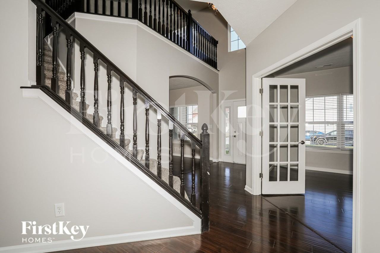 1916 Devonshire Ave - Photo 2 of 16