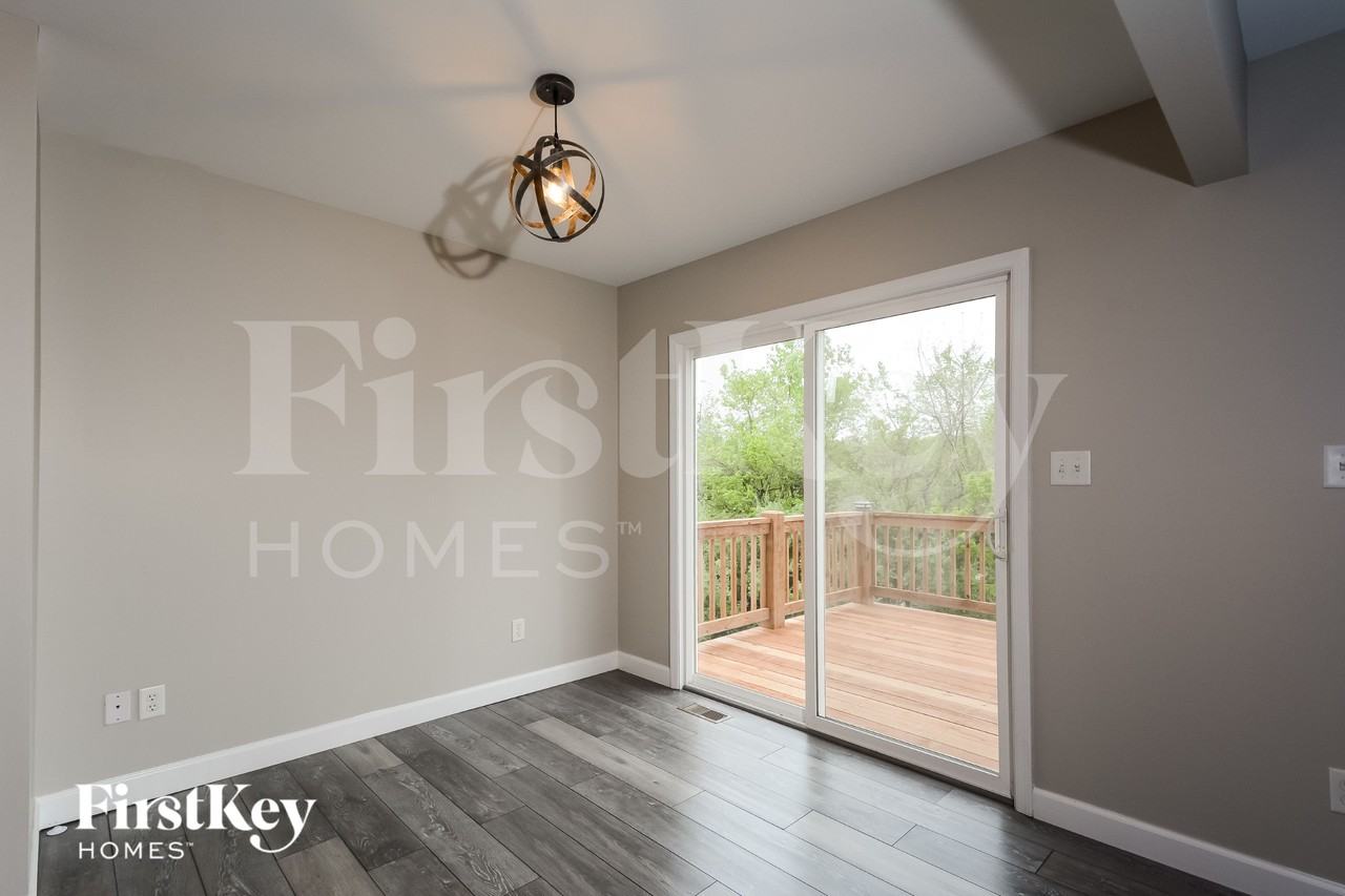 721 Wayland Dr - Photo 5 of 15