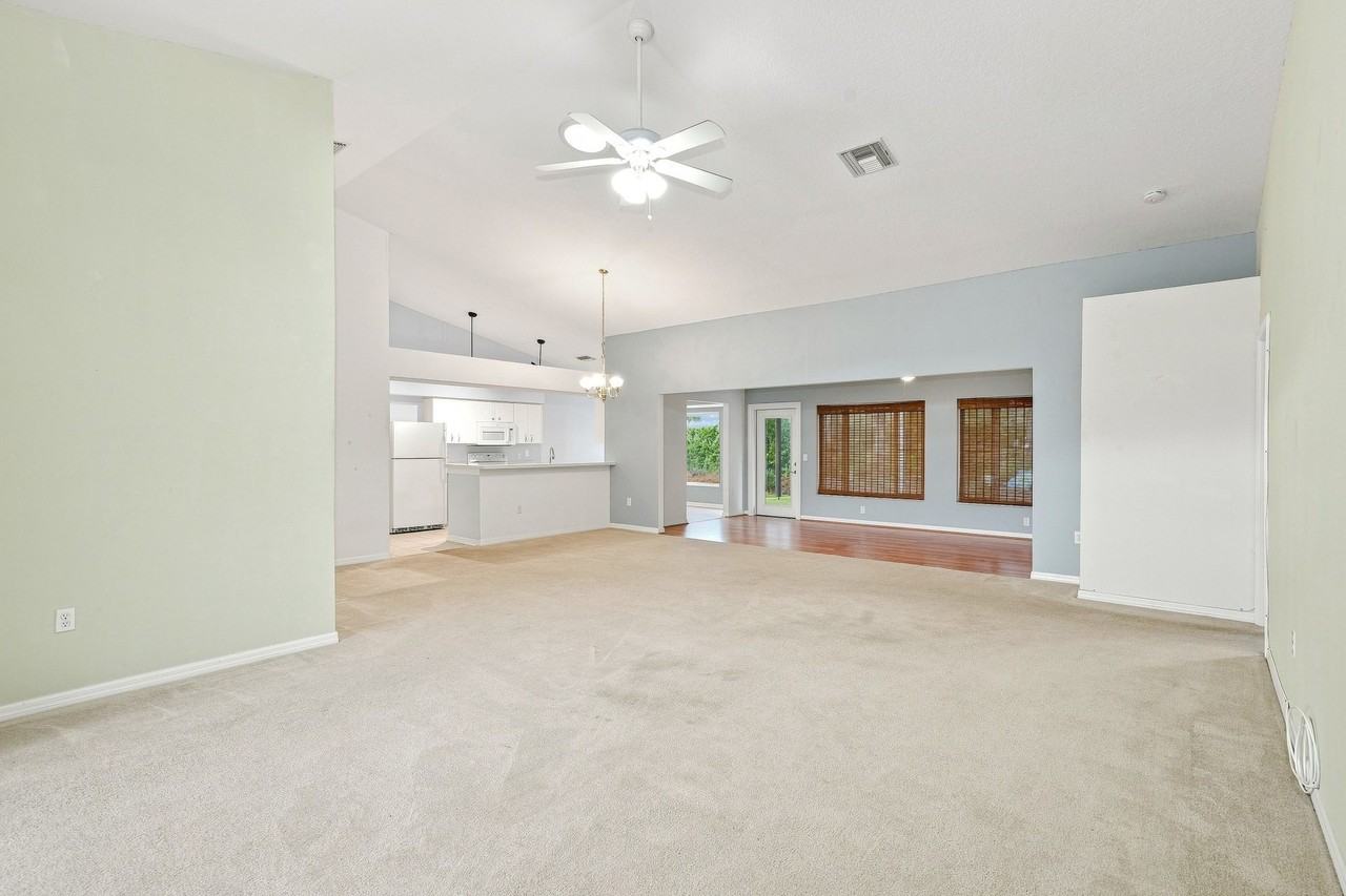 11220 Hollander Ave #1 - Photo 3 of 21