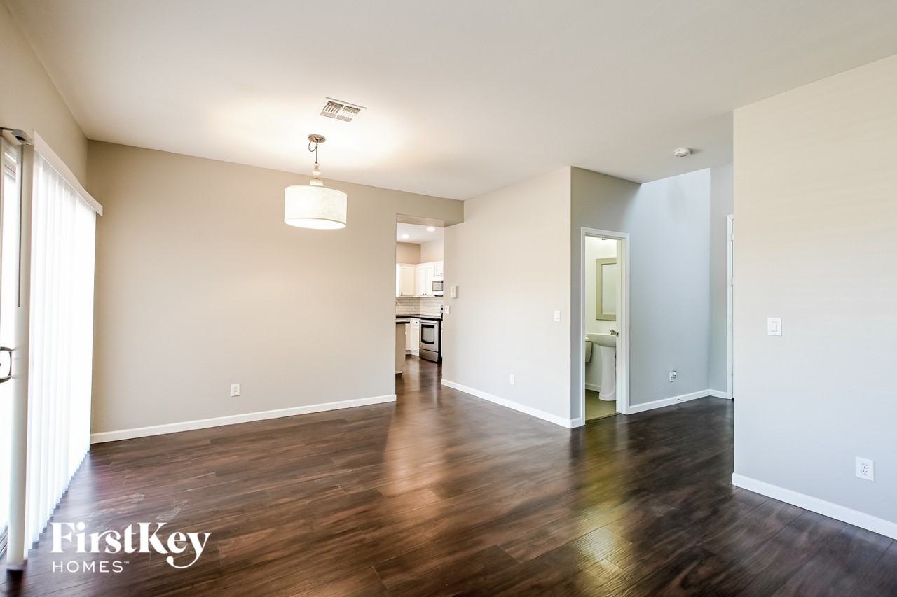 3844 W Links Dr - Photo 4 of 15