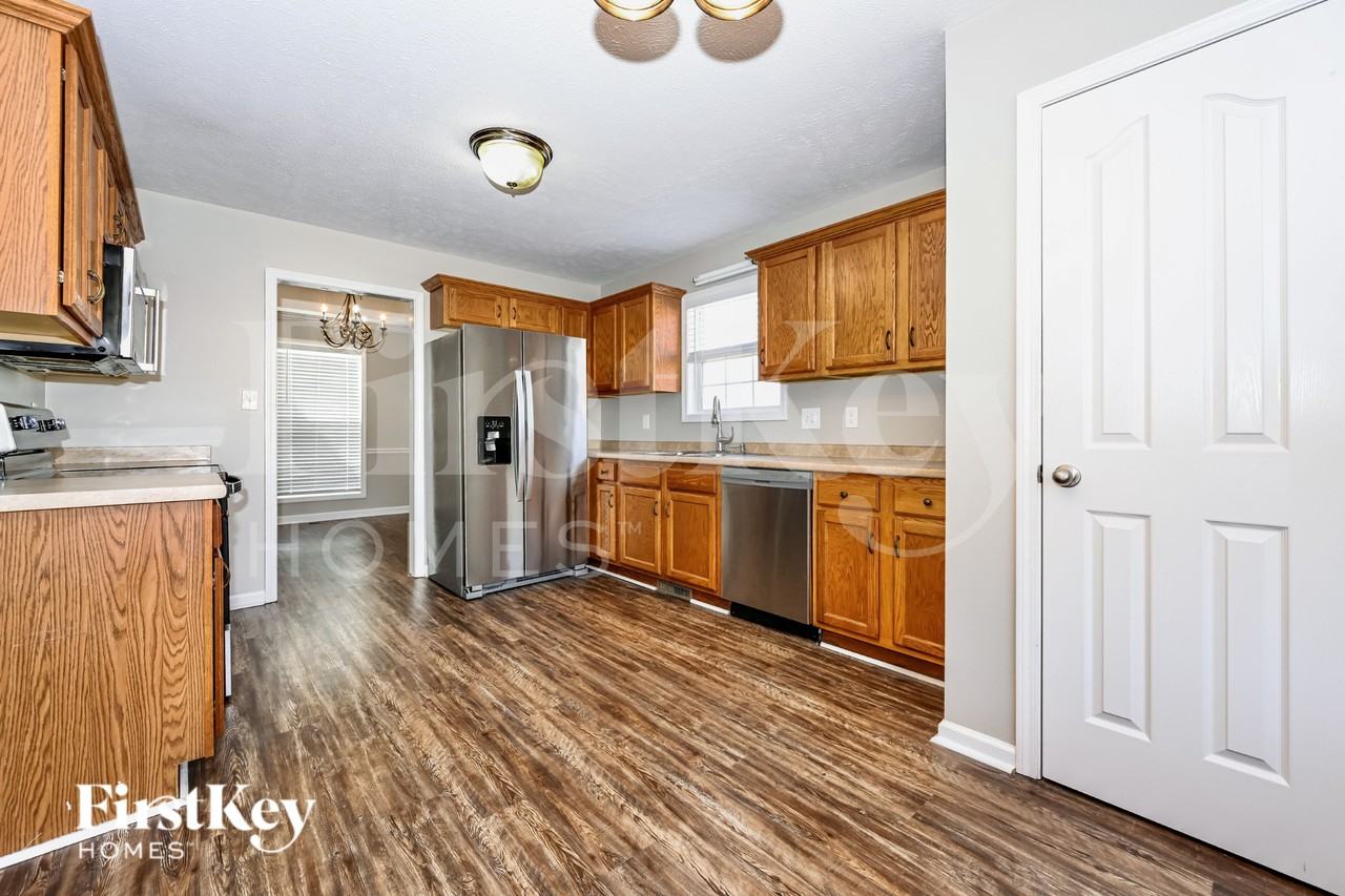 118 West Dr - Photo 6 of 16